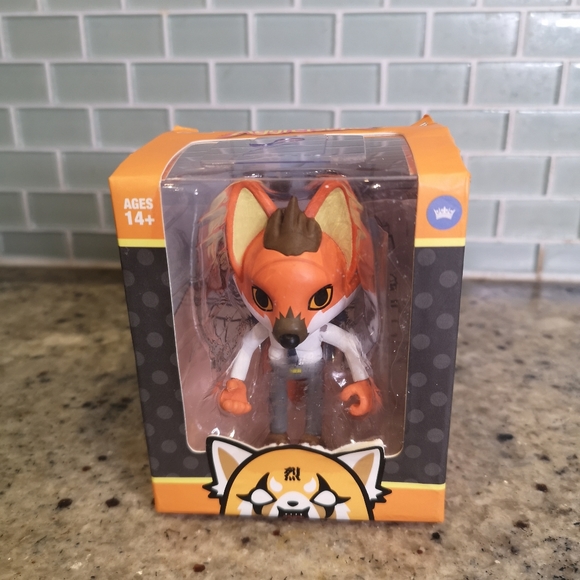 New The Loyal Subjects Aggretsuko - Ookami 3.5" Action Figure with Cell Phone - Picture 1 of 6
